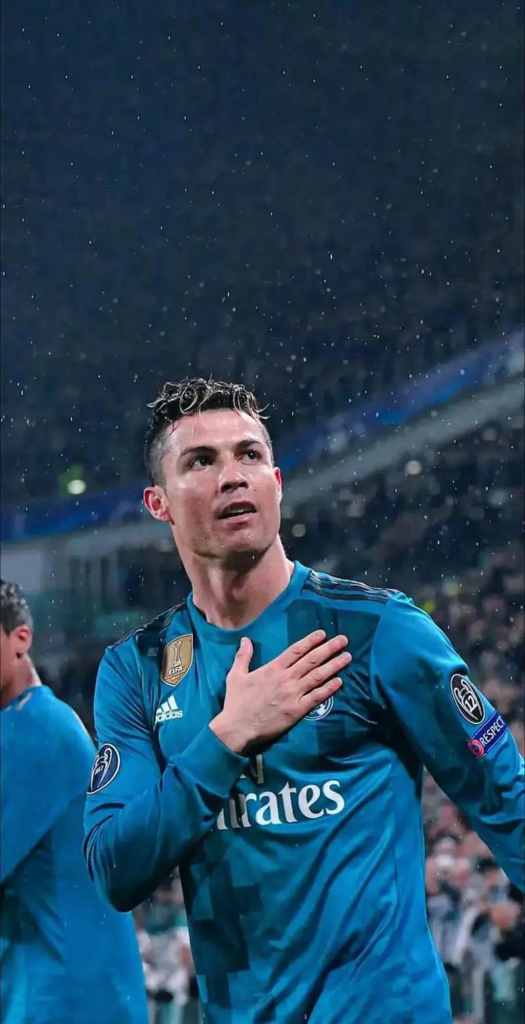 完美再现！《巫师3》传奇银剑实物复刻版开放预订