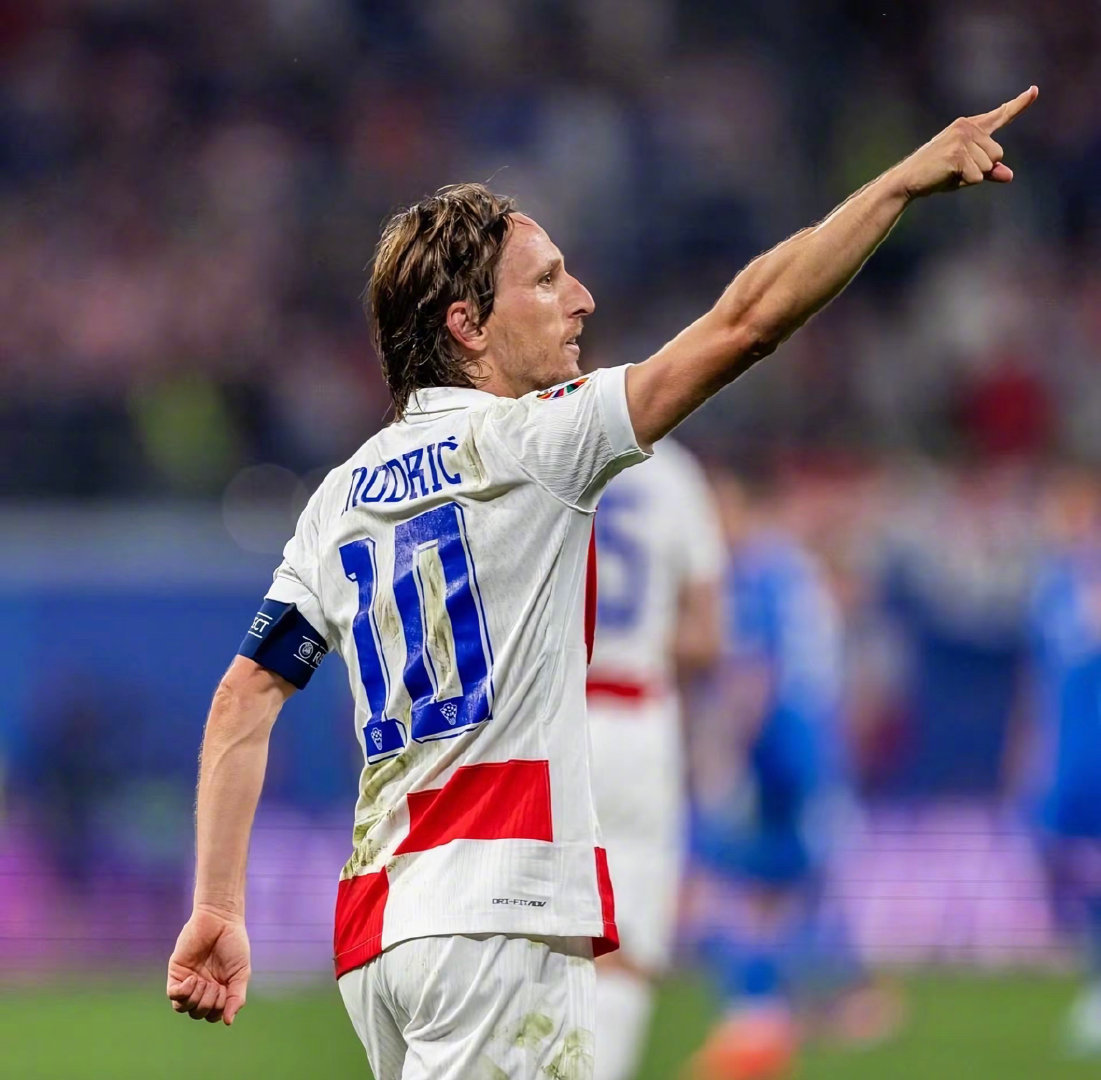 【一周游语Vol.104】黑洞like+塔防组合感觉很奇妙