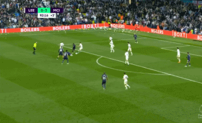 [中超]灯光熄灭又亮起 上海海港绝杀登顶