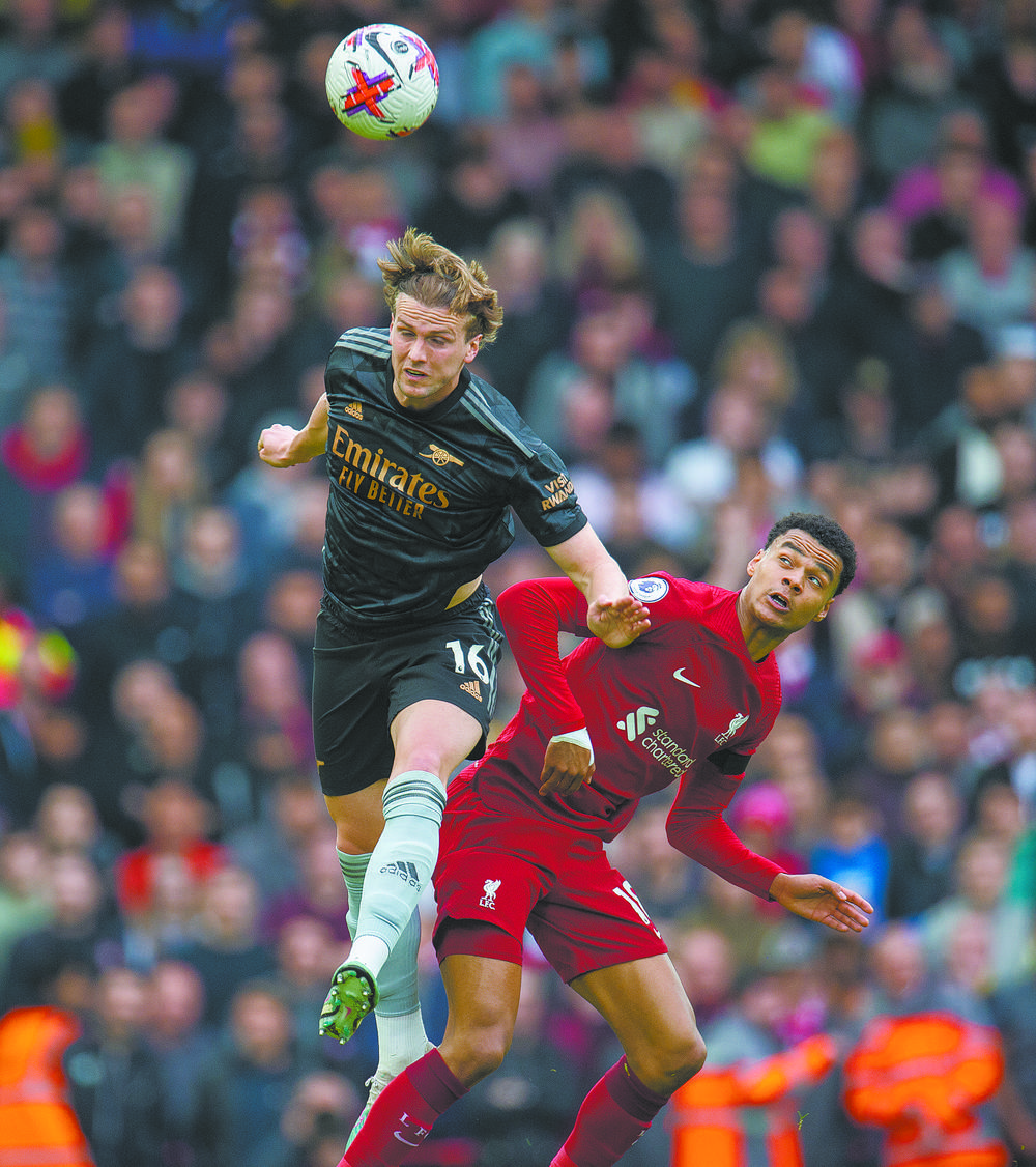 EWC无畏契约：BLG 2-1险胜G2保留晋级希望，生死战遭遇KC