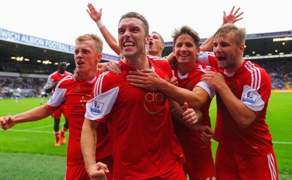 入住小人国世界？腾讯生活模拟新作如何突破传统